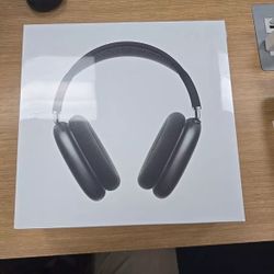Apple AirPods Max - Brand New (Midnight)