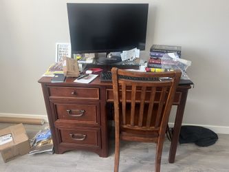 Young America Desk & Chair