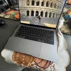 MacBook Pro 13.3 In