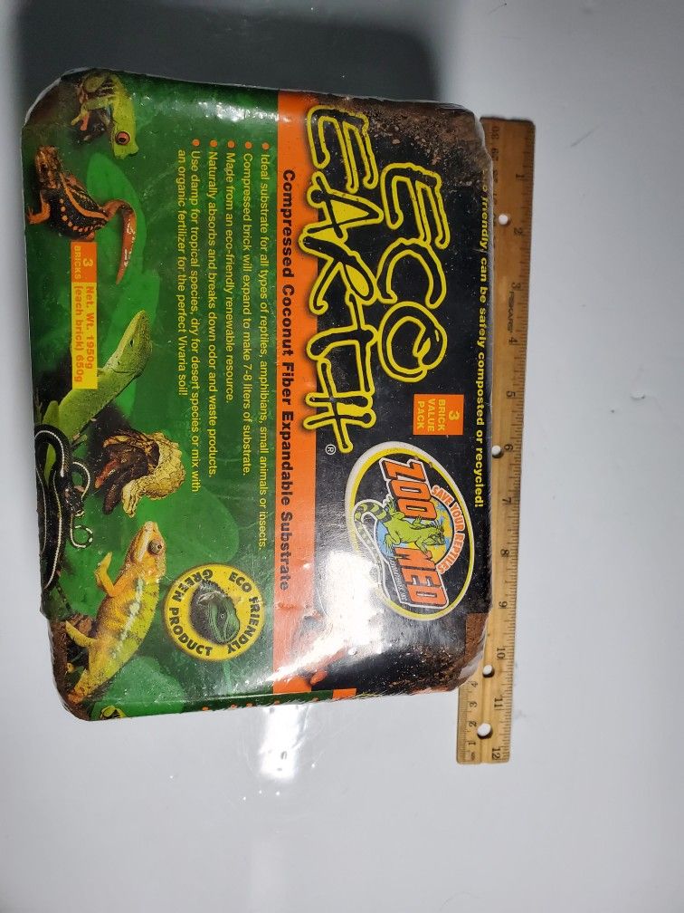 Zoo Med Eco Earth Compressed Coconut Fiber Expandable Substrate - 3 Pack