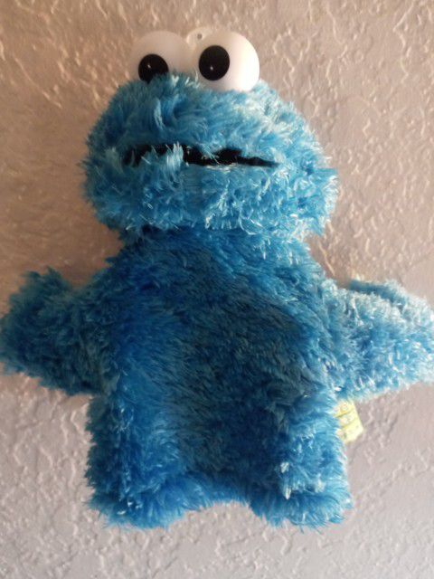 GUND Sesame Street Cookie Monster Hand Puppet
