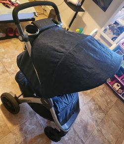 Chicco Bravo 3-in-1 Trio Travel System