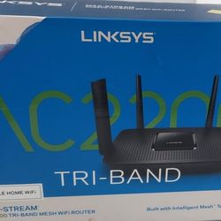 Linksys MR8300 Mesh Wi-Fi Router - Tri-Band speeds up to 2.2GHz