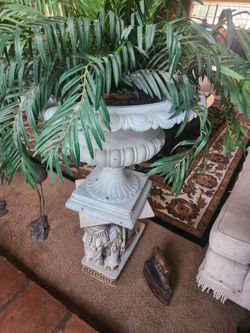 Large Flower /Planters