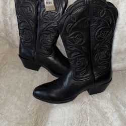 Women’s Brand New Ariat Cowboy Boots