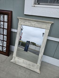 28x40 Framed Mirror