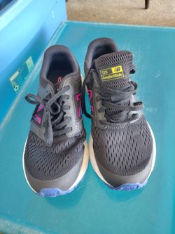 NB women's sneakers