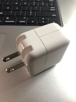 Apple 12W USB Power Adapter
