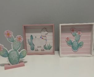 Wall Decor Cactus And Llama