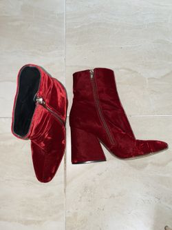 Maison Margiela Sz 38.5 Red Velvet Boots 