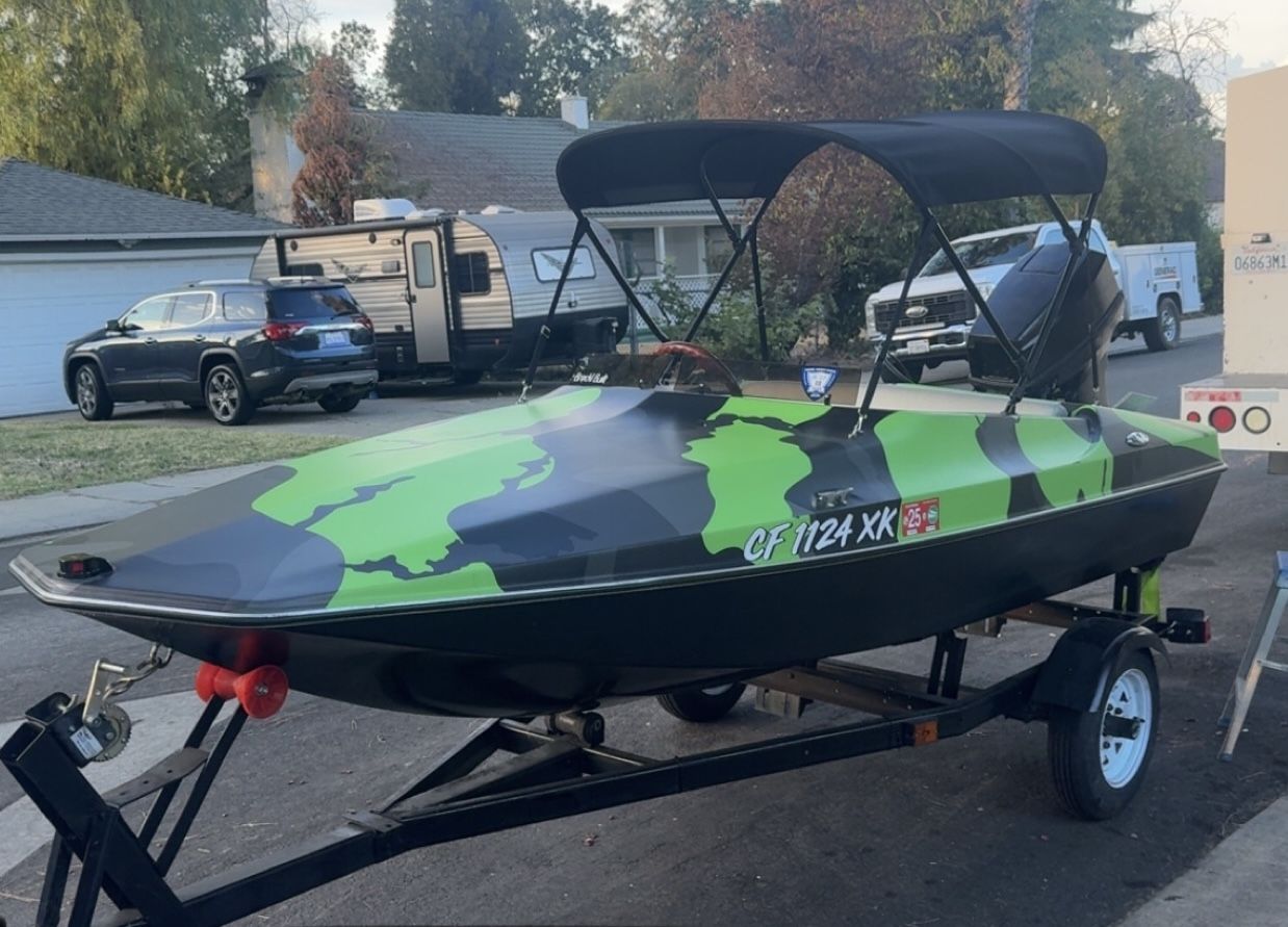 Mini Boat 12’