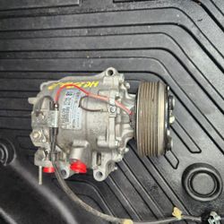 Honda Civic AC Compressor 2012-2015
