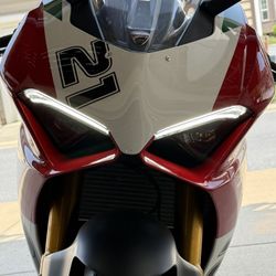 2023 Ducati V2 Panigale Bayliss Anniversary