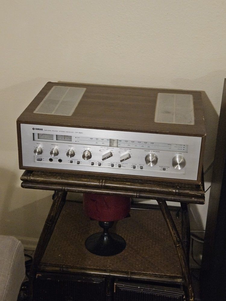 Vintage Yamaha CR-820 (1(contact info removed)) 100 Watts