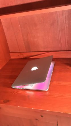 Apple MacBook Pro 13” Retina I5/8GB\256GB SSD $220