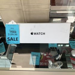 Apple Watch SE ( Gen 2 ) 44mm Starlight 