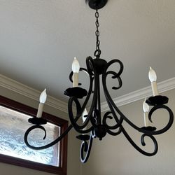 Chandelier Black Iron 5 Light