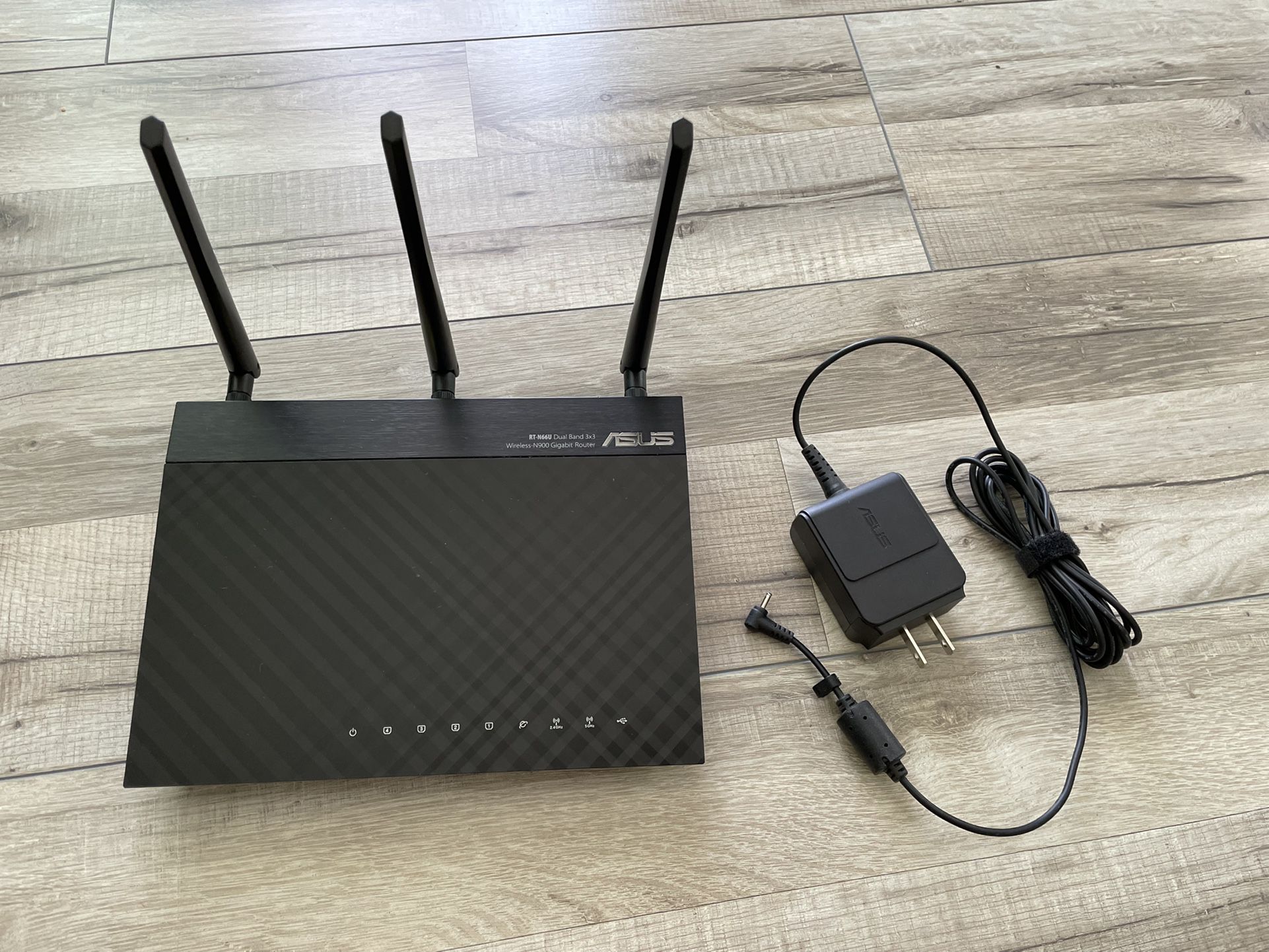 ASUS RT-N66U WiFi Router 