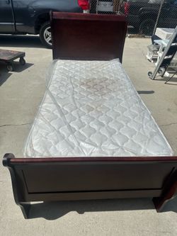 Cama tamaño twin