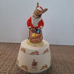 Royal Doulton Bunnykins White Christmas Music Box 1984