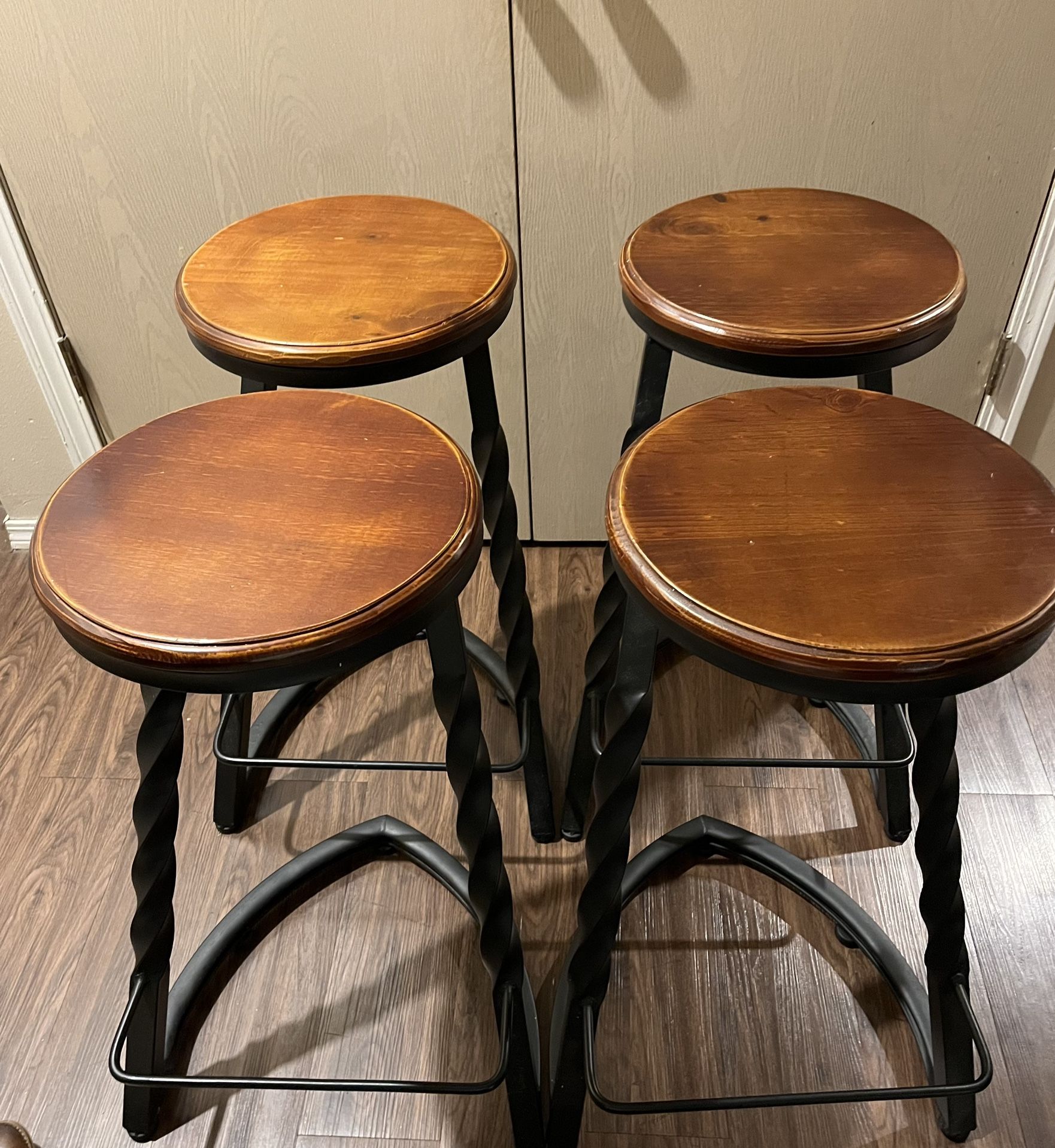 Barstools 4pc