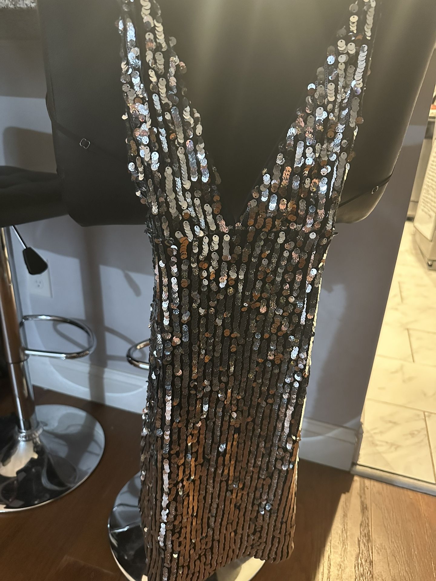 Forever 21 Sequin Plunge Mini Dress Black L