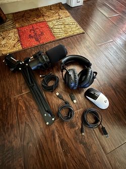 GAMING Logitech G PRO X 2 Lightspeed Wireless Gaming Headset READ DESCRIPTION PICK UP ONLY NO TRADE👉FIRM ON PRICE👈💲250 FOR All