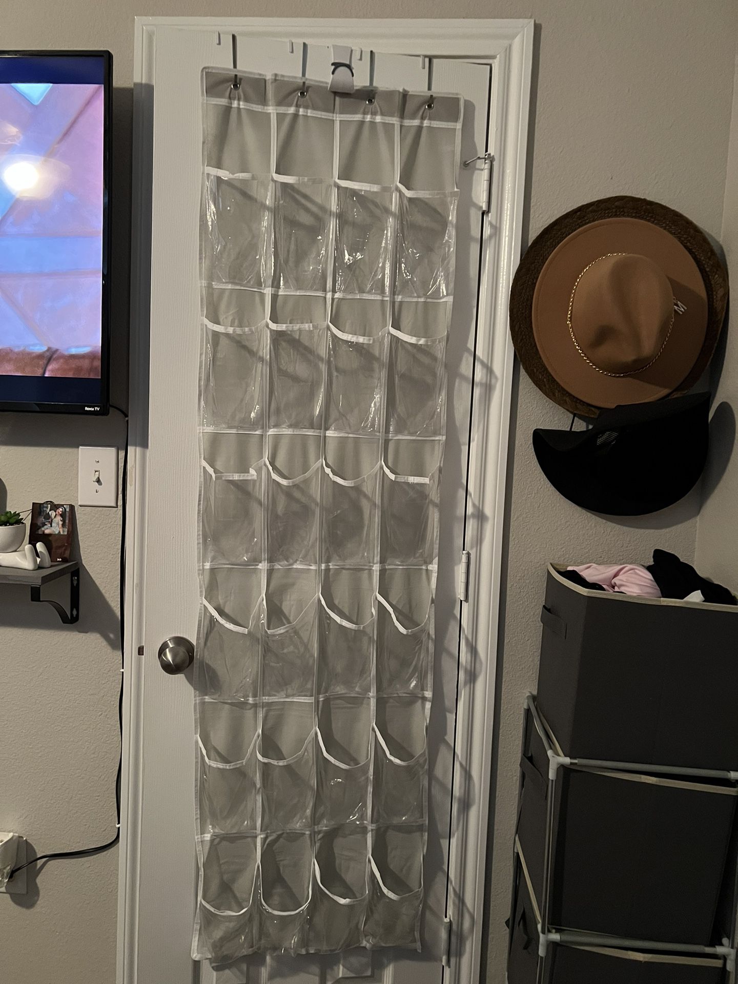 23 Pockets - Crystal Clear Over The Door Hanging Shoe Organizer, Gray (64'' x 19'')