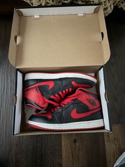 air jordan 1 mid