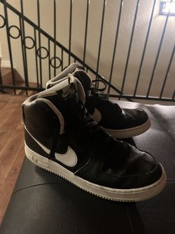 Black Air Force 1s Size 11