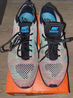 Nike FlyKnit Racer