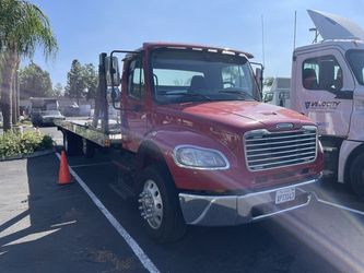 2017 Freightliner M106