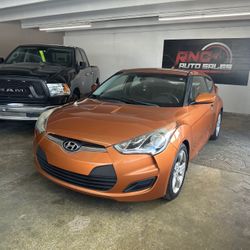 Hyundai Veloster 2012