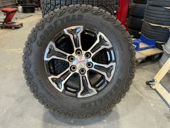 Free Delivery (4) 2024 GMC CANYON OEM 18x8.5 WHEELS RIMS GOODYEAR LT275/65R18