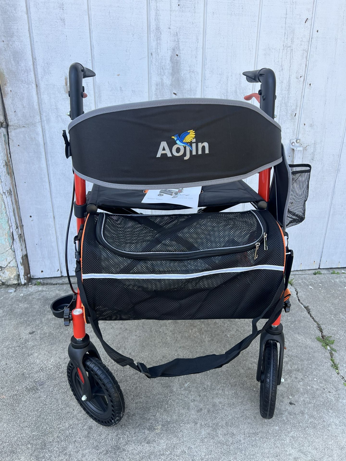 AOJIN ROLLING WALKER