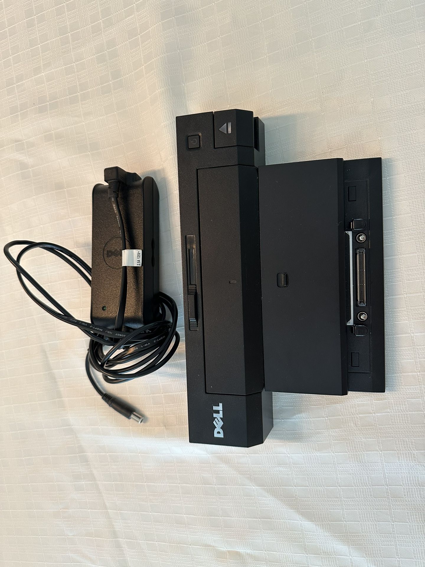 Dell Pro 2 Plus Docking Station W Adapter