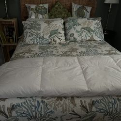 Queen Size Platform Bed