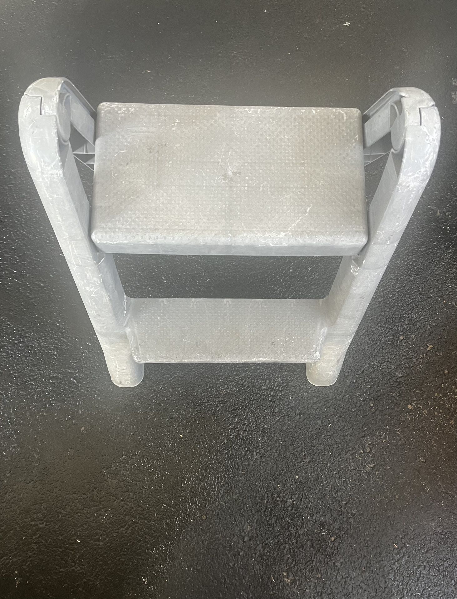 Ladder 2FT In Good Condition