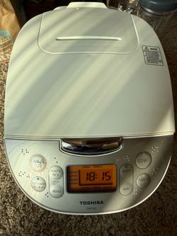 Toshiba TRCA01 Japanese One-Touch Multi-Functional Rice Cooker 6 Cups