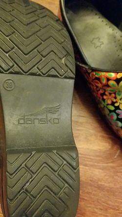 Dansko flower power shop
