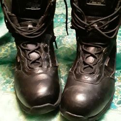 Sz12 Mens Boot Thorogood Hardly Worn