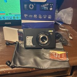 Digital Still Cameras 