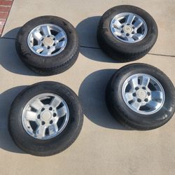 4 Tires And Rims Lion Sport Hp3 - 225/70r15