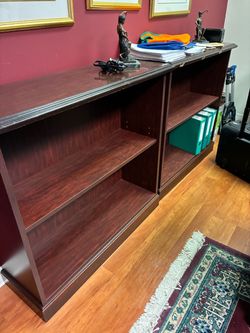 5 pieces of Office furniture