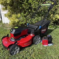60 V MAX' 22 INCH RECYCLER  W/PERSONAL PACE  (SELF PROPELLED REAR WHEELS DRIVE) LAWN MOVER -6 .0 Ah  BATTERY AND CHARGER INCLUDED. GRASS BAG INCLUDED.