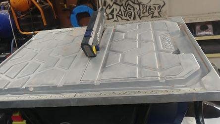 Kobalt wet table saw