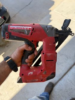 Milwaukee Finish Nailer Cordless
