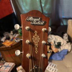 Royal Artist Guitar