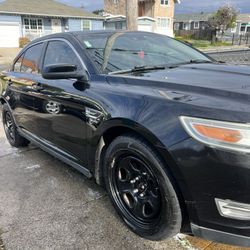 2010 Ford Taurus