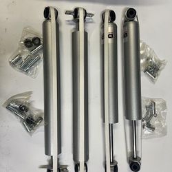  88-00 Chevy GMC K[1500] K[2500] K[3500] 92-99 Yukon 4 WD Front Rear Gas Shock Strut Silver 